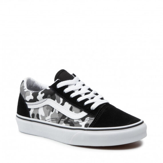 vans-black-white